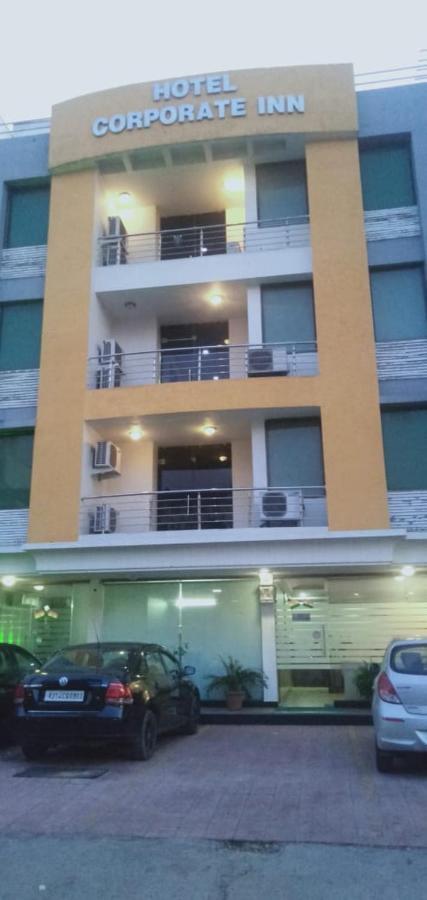 Corporate Inn Raja Park Jaipur Eksteriør bilde