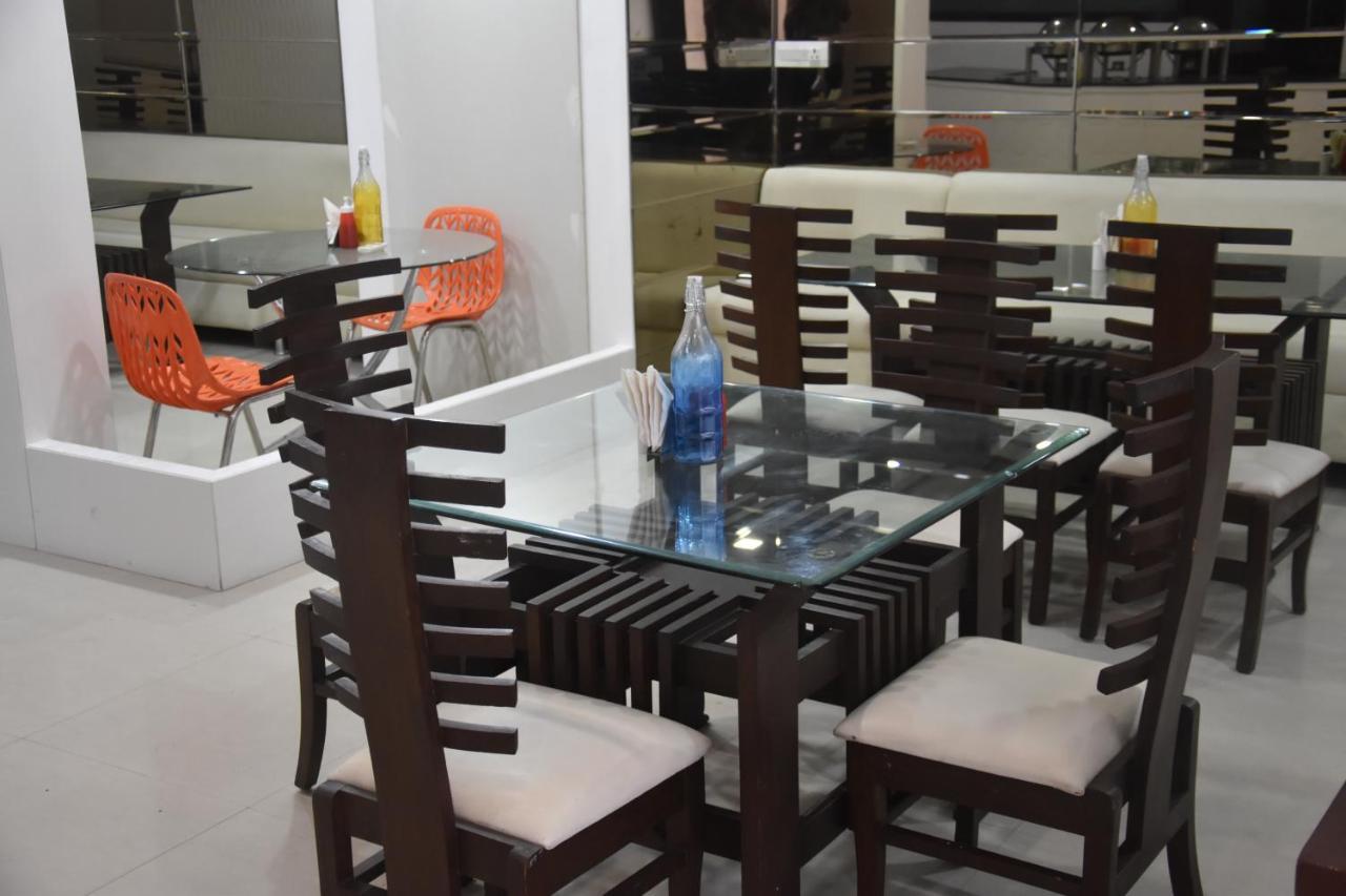Corporate Inn Raja Park Jaipur Eksteriør bilde